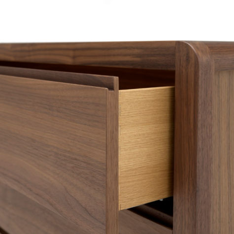 Chest of drawers with 3 drawers with horizontal veneer fronts